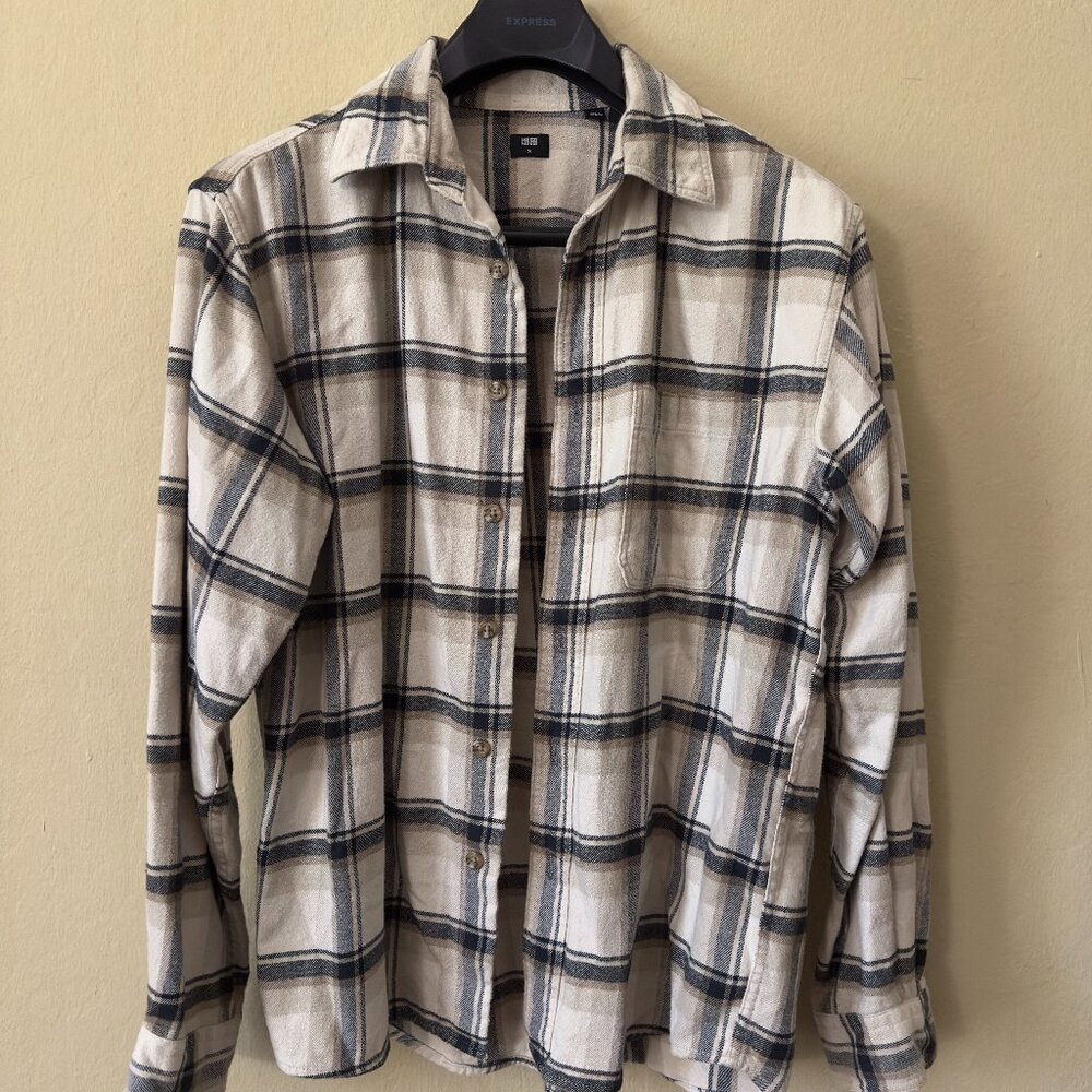 Uniqlo Plaid Button Down Shirt